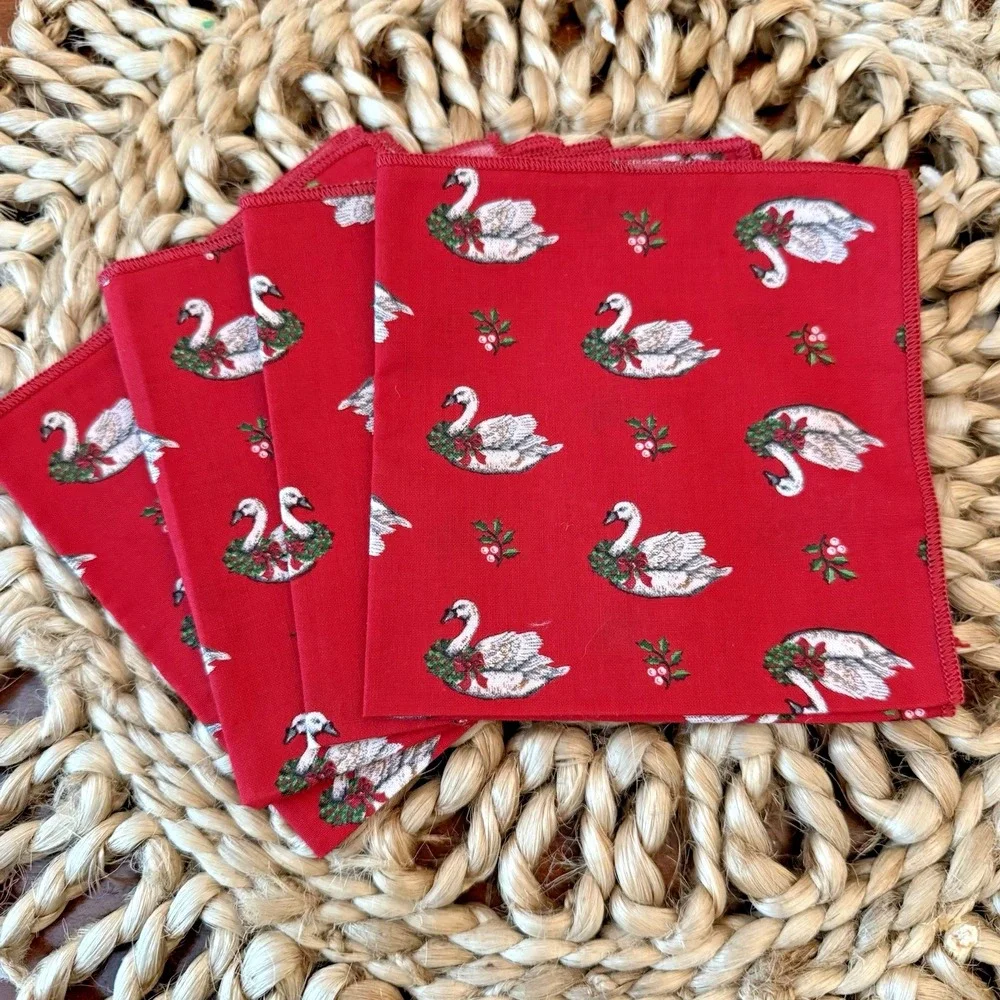 Christmas Geese Goose Ducks Table 4 Napkins Red 9